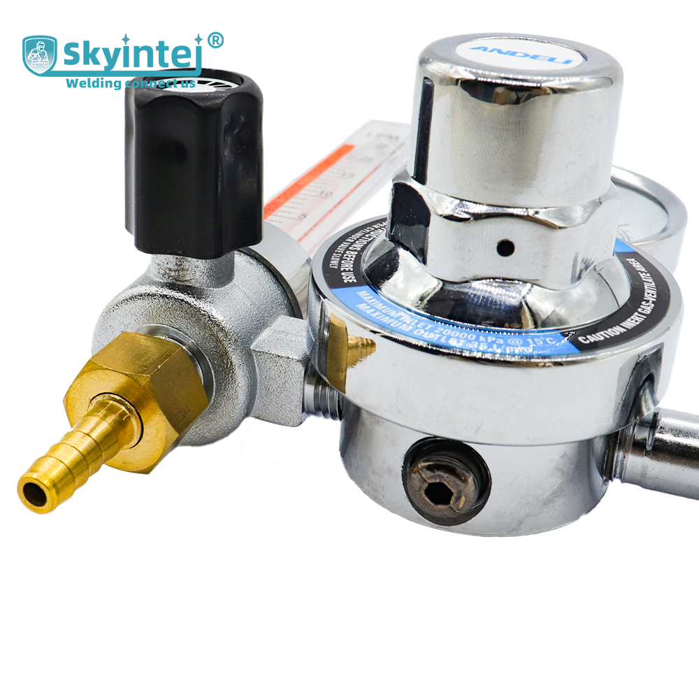 YP-52-AR CO2 Welding Regulator 0-15 MPa Inlet Pressure 0.3 MPa Outlet Pressure
